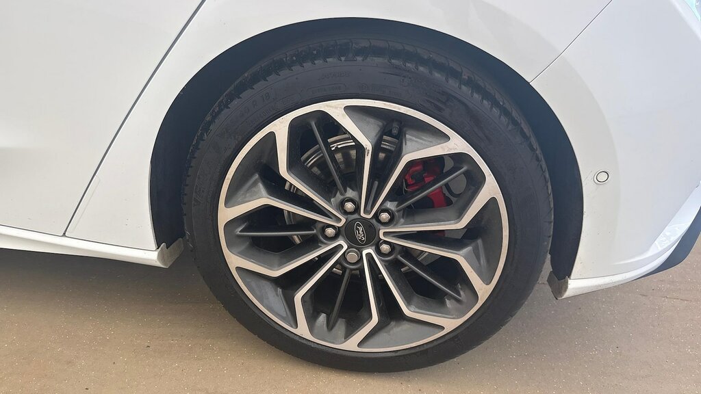 Ford Focus 1.0T Ecoboost Mhev St-line X Hatchback White #6