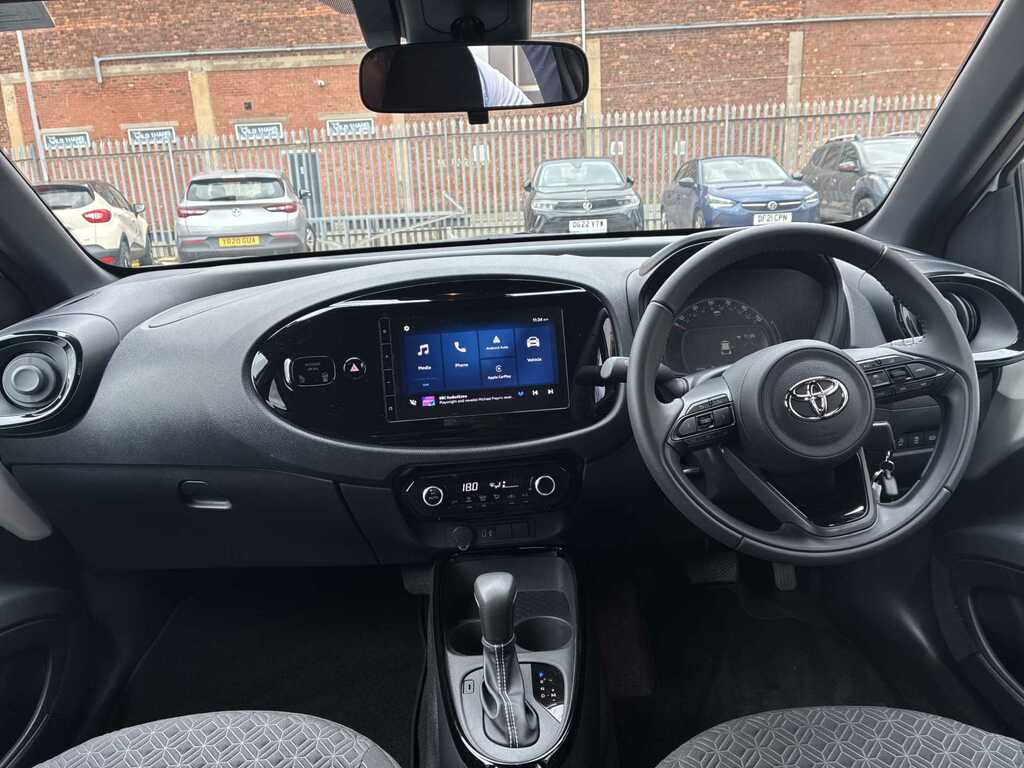 Toyota Aygo X 1.0 Vvt-i Edge Hatchback Euro 6 White #8