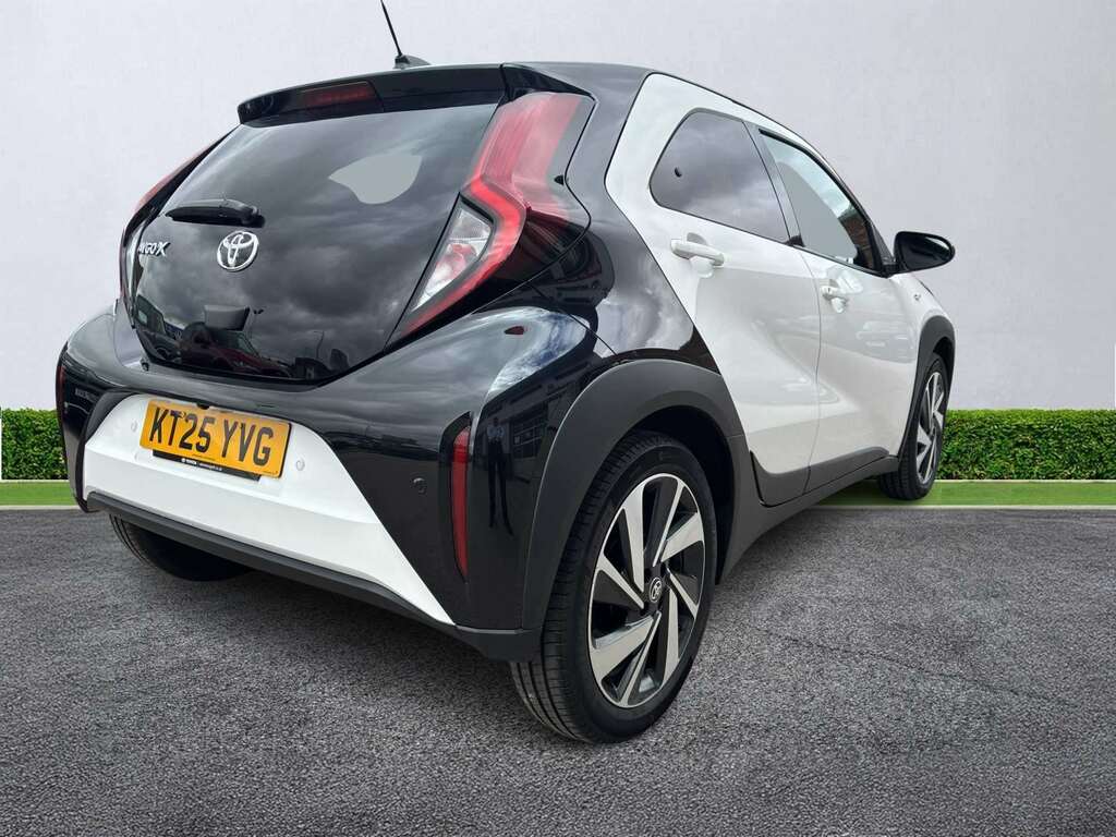 Toyota Aygo X 1.0 Vvt-i Edge Hatchback Euro 6 White #17