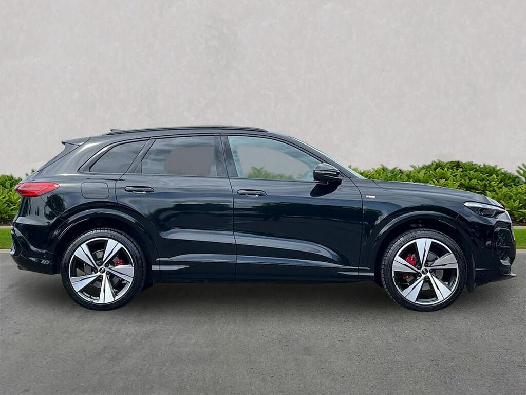 Audi Q5 2.0 Tfsi Edition 1 Suv S Tronic Quattro Black #3