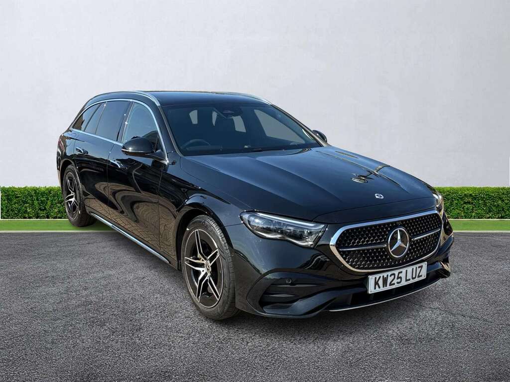 Mercedes-Benz E Class E200 Amg Line Premium 9G-tronic Black
