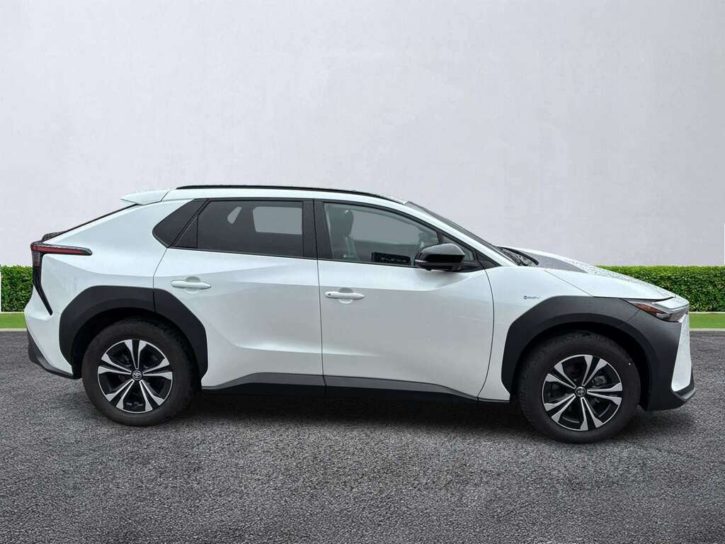 Toyota bZ4X Vision Black #3