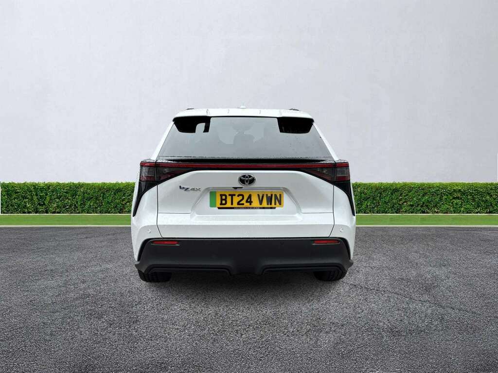Toyota bZ4X Vision Black #4