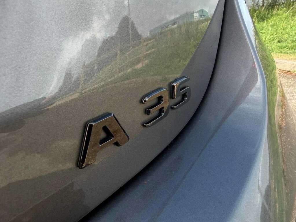 Mercedes-Benz A Class Hatchback Black #19