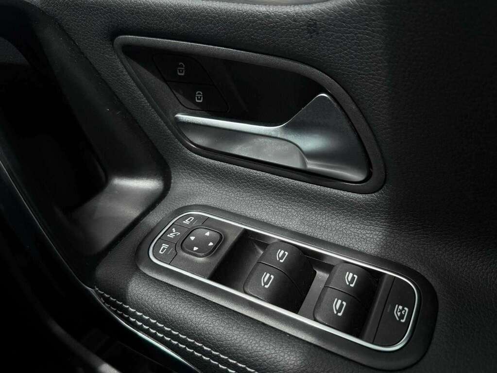 Mercedes-Benz A Class Hatchback Black #35