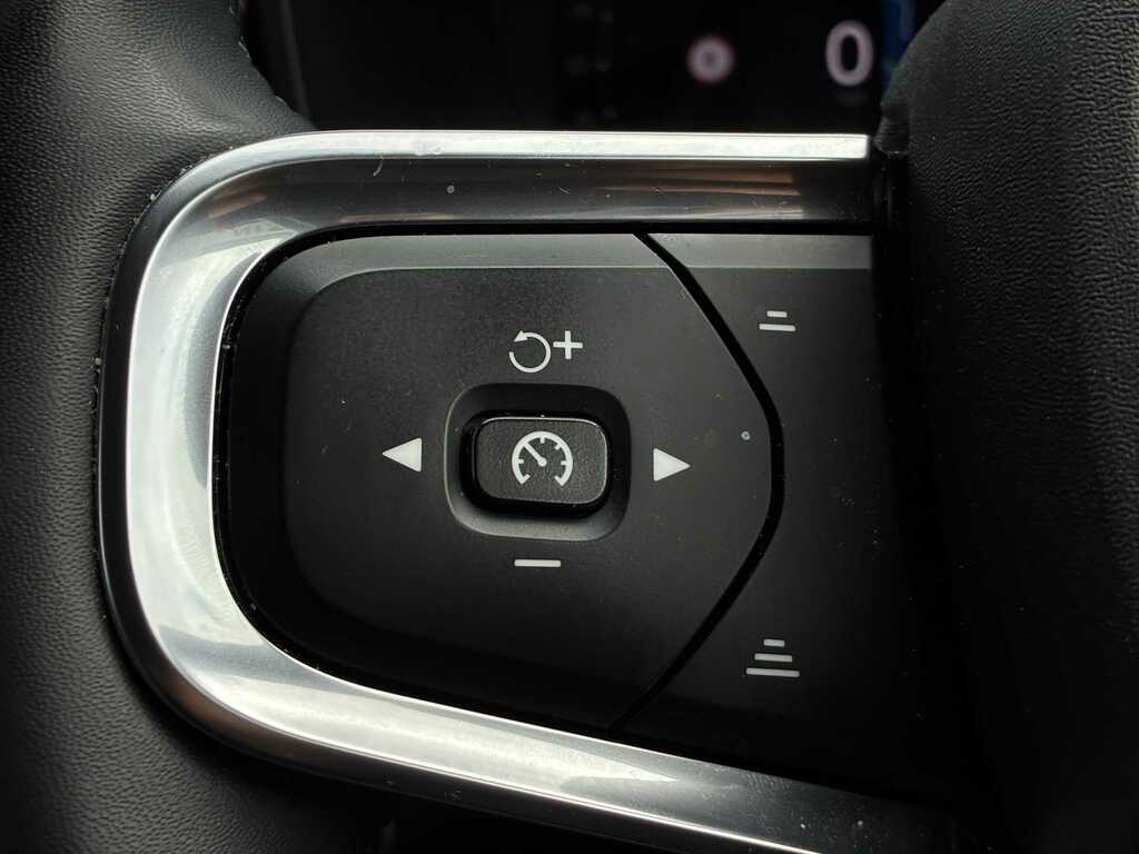 Volvo XC40 Xc40 B3 Mhev Black #24