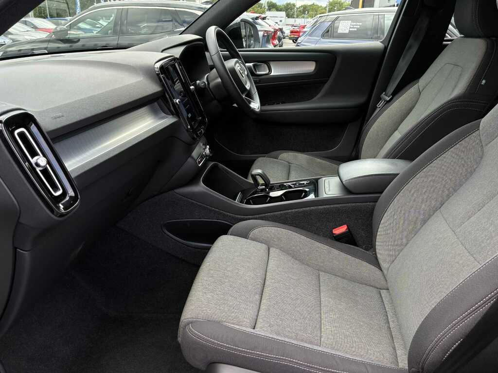 Volvo XC40 Xc40 B3 Mhev Black #7