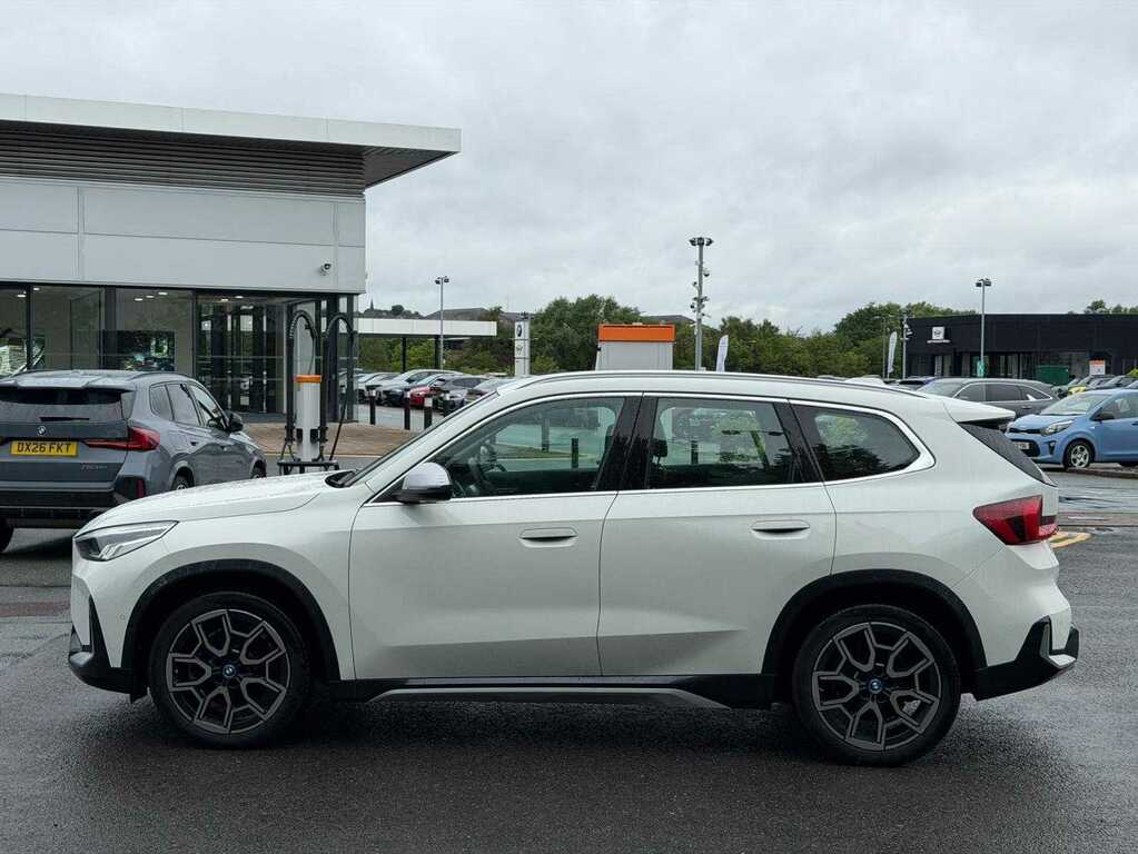 BMW iX1 230Kw Xdrive30 Xline 65Kwh RO24LXZ White #4