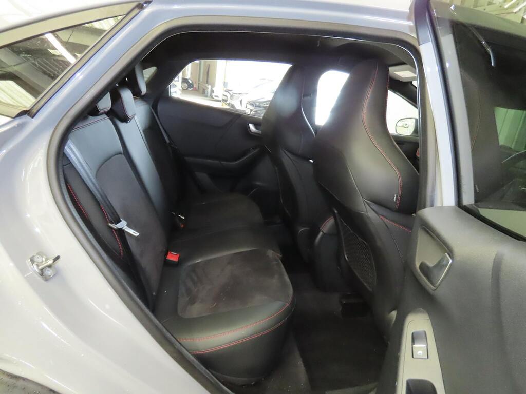 Ford Puma Hatchback Black #10