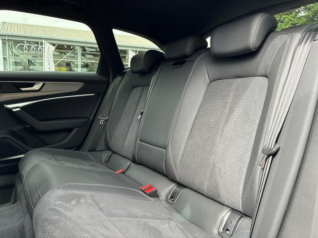 Audi A6 Avant S Line Black #16