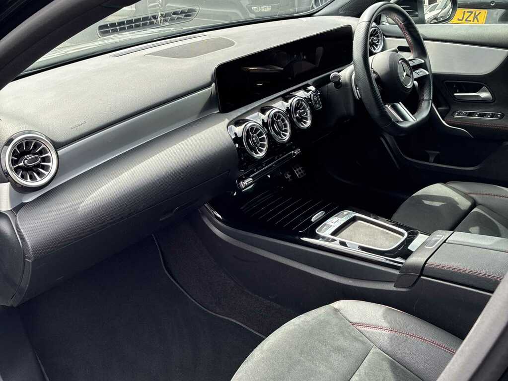 Mercedes-Benz A Class Uto White #7