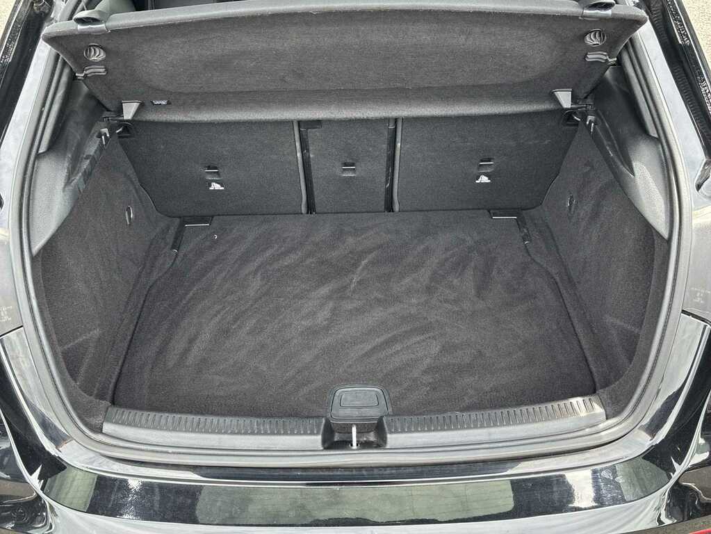 Mercedes-Benz A Class Uto White #17