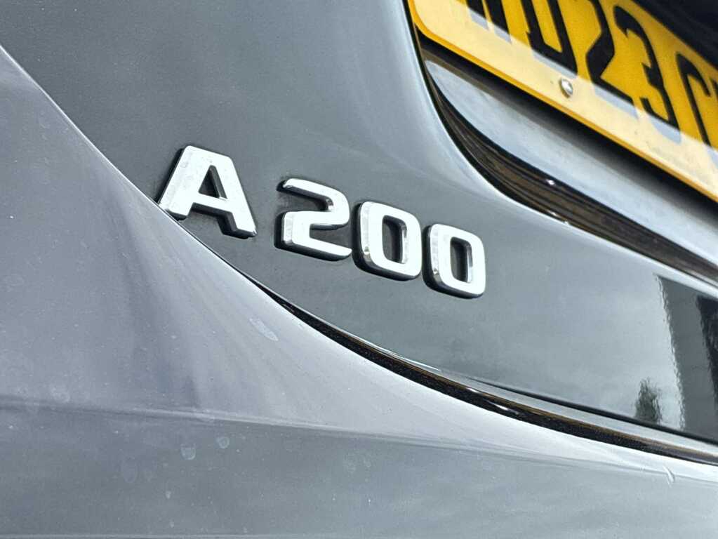 Mercedes-Benz A Class Uto White #34