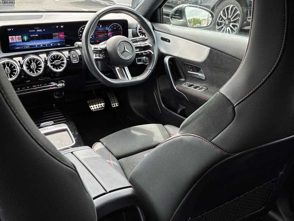 Mercedes-Benz A Class Uto White #38