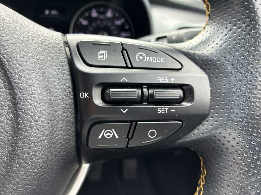 Kia Stonic 2 1.0 Yellow #23