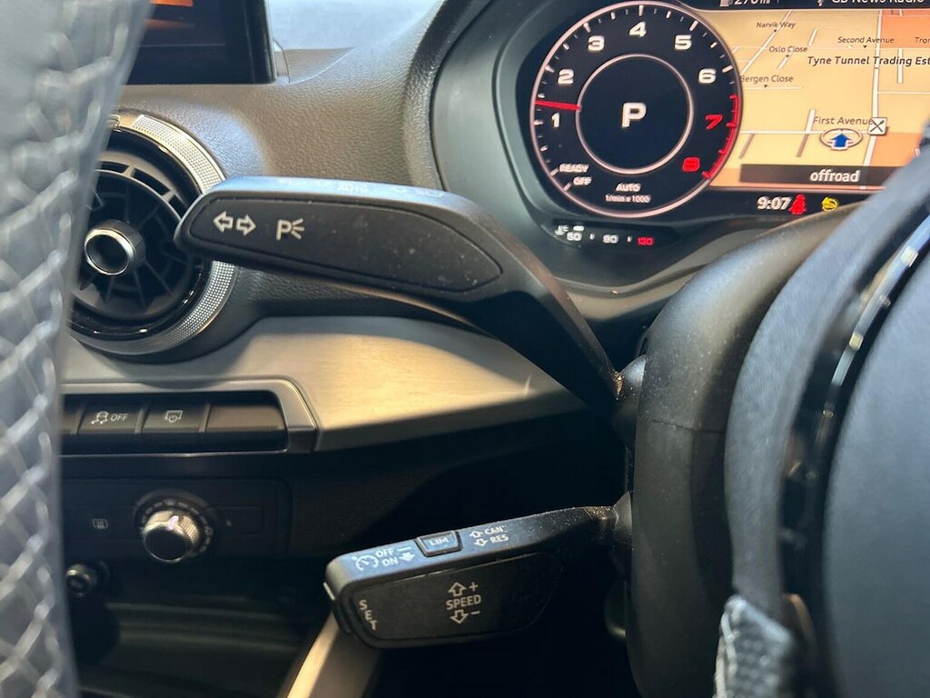 Audi Q2 Technik 30 Tfsi 110 Ps 6-Speed Black #27