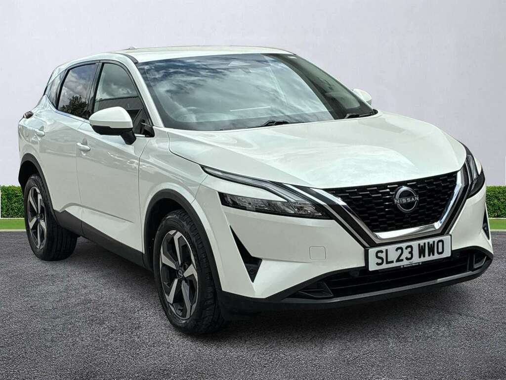 Nissan Qashqai 1.3 Dig-t Mh N-connecta White