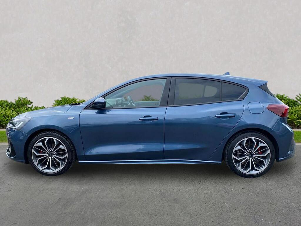 Ford Focus Active Black #19