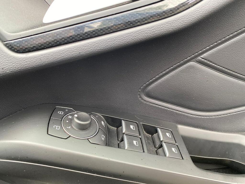 Ford Focus Active Black #21