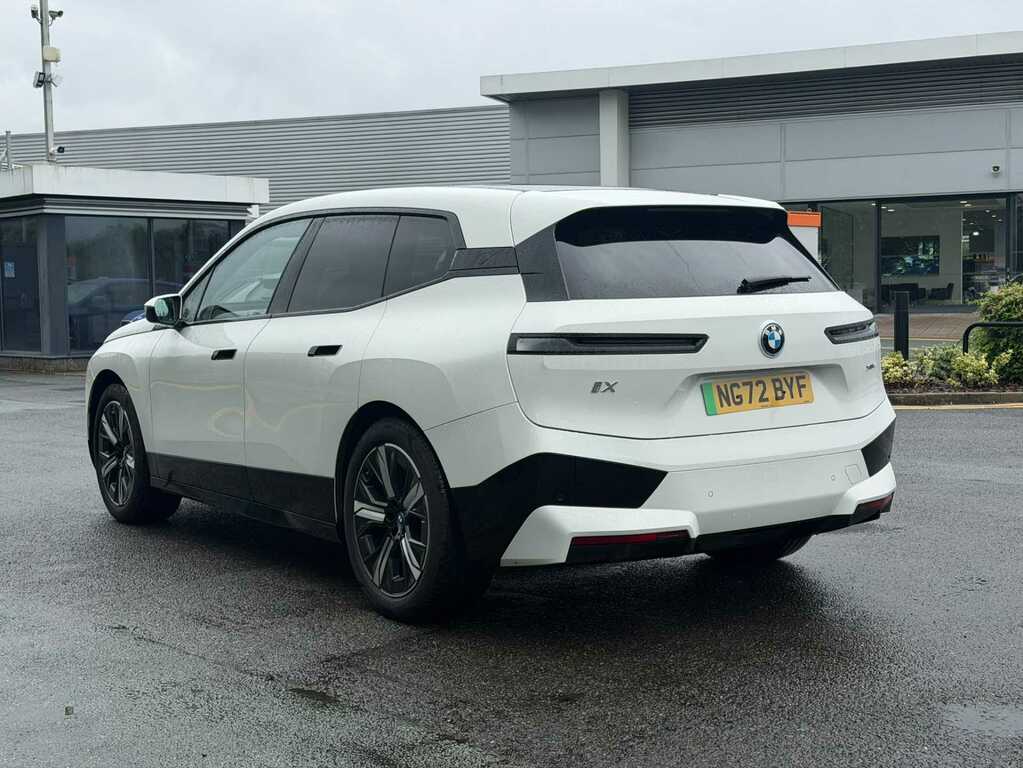 BMW iX 240Kw Xdrive40 M Sport Edition 76.6Kwh NG72BYF White #6
