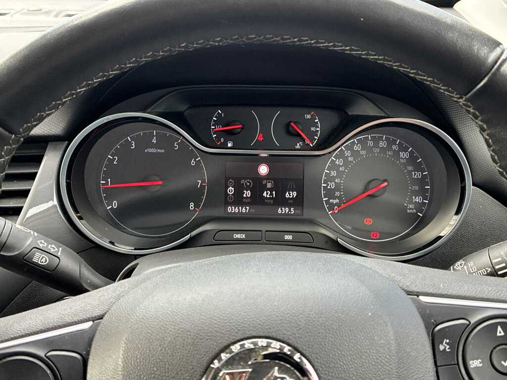 Vauxhall Crossland Se Black #9