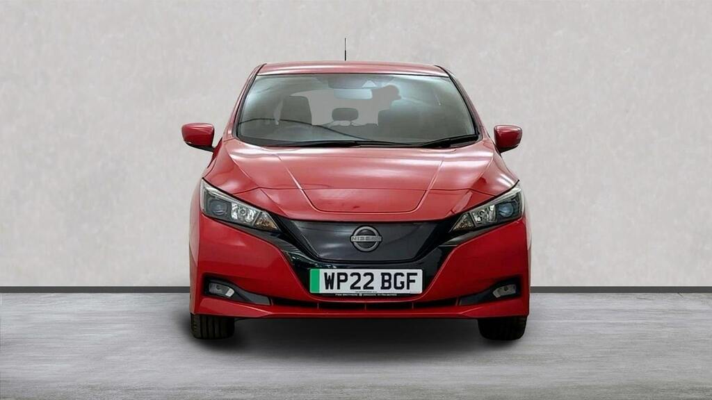 Nissan Leaf 39Kwh Acenta Hatchback 150 Ps Red #5