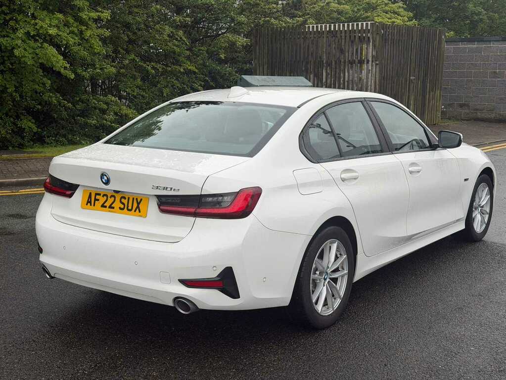 BMW 3 Series 330E Se Pro Step AF22SUX White #3