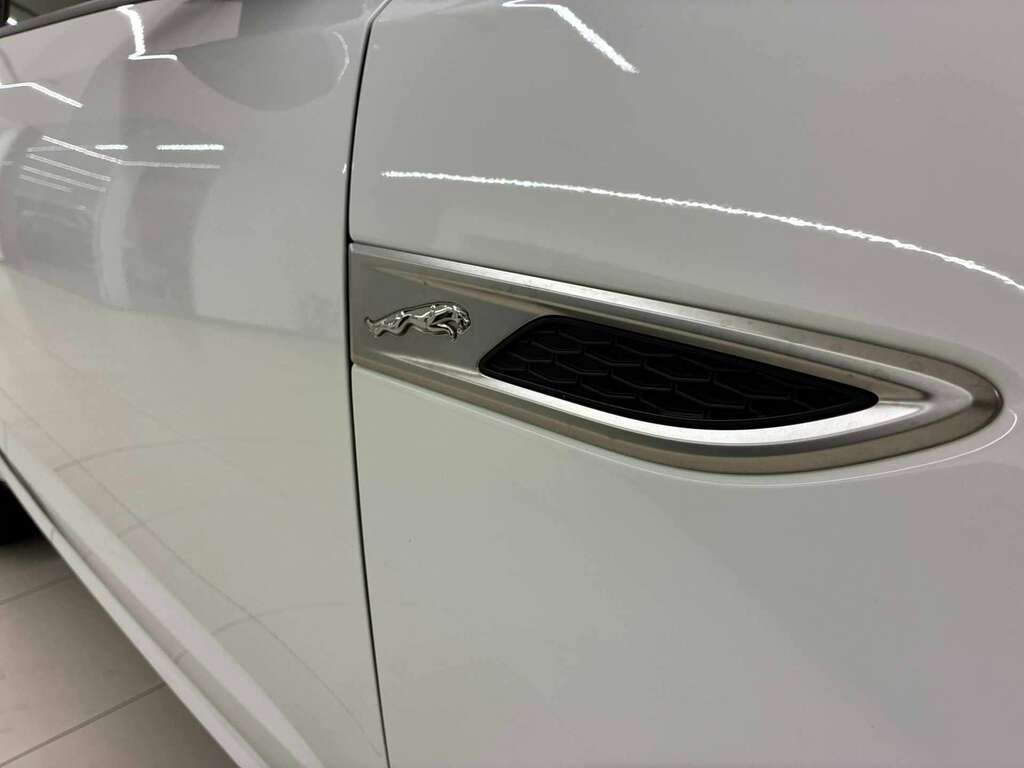 Jaguar E-Pace E-pace R-dynamic Black Phev Awd A Grey #26