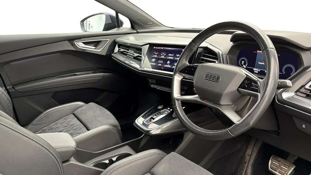 Audi Q4 E Tron S Line #7