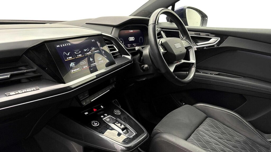 Audi Q4 E Tron 150Kw 40 82Kwh S Line Cstech Pack Blue #4