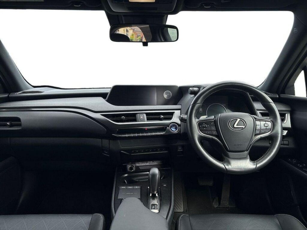 Lexus UX 250H White #8