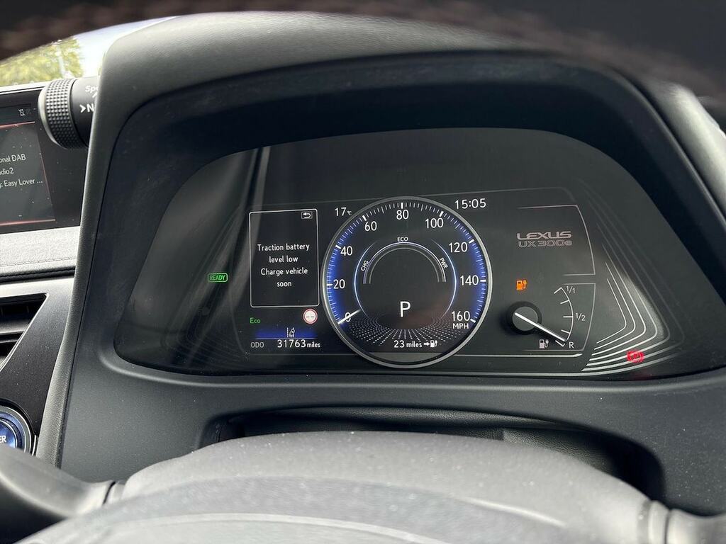 Lexus UX 250H White #10