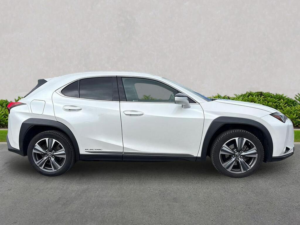 Lexus UX 300E 54.3Kwh Suv 204 Ps White #3
