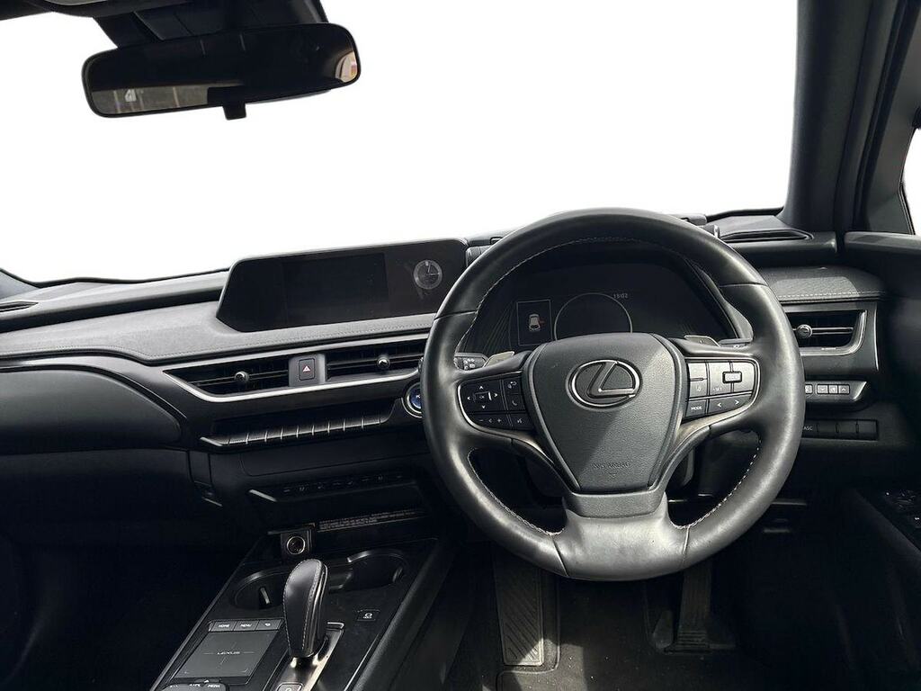 Lexus UX 250H White #9