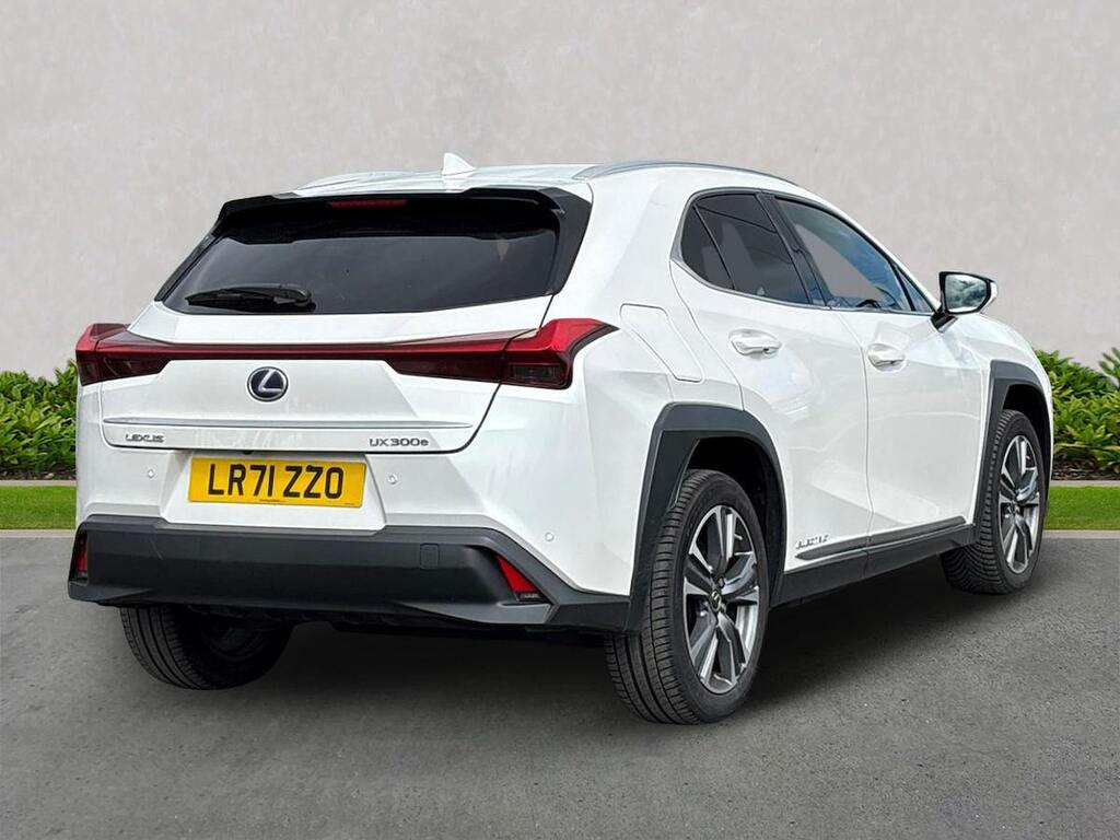 Lexus UX 250H White #18