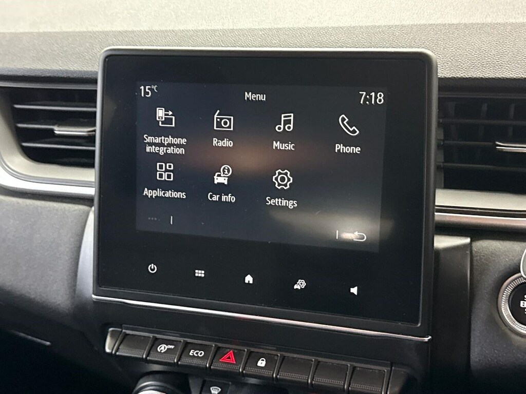Renault Captur E-tech Launch Edition Black #23