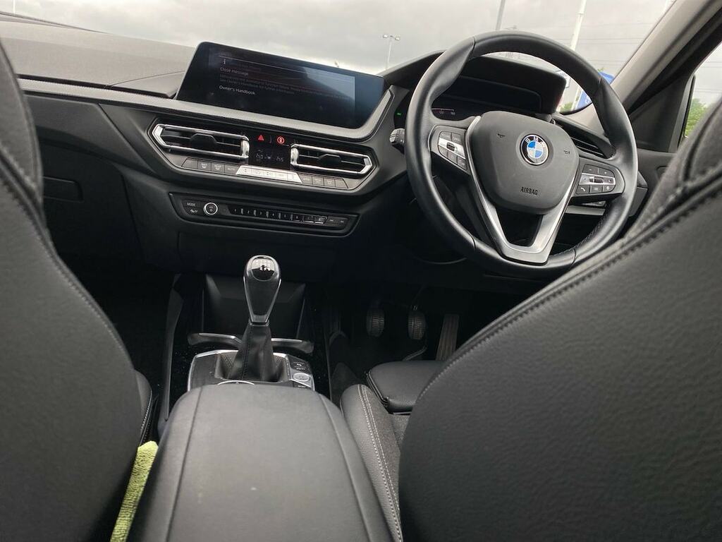 BMW 1 Series Hatchback  #13