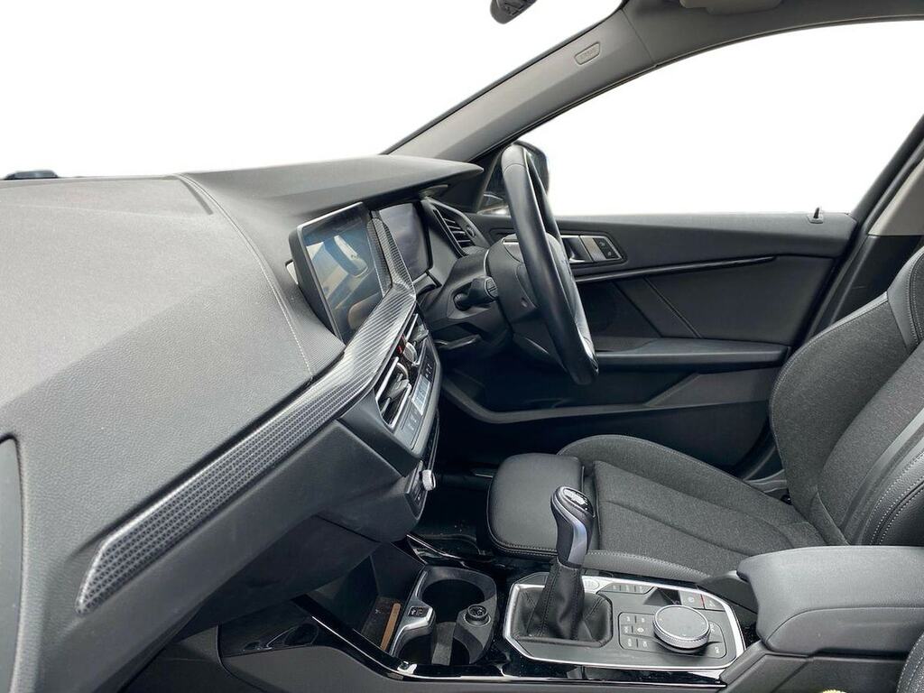 BMW 1 Series Hatchback  #7