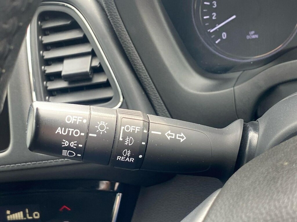 Honda Hr-V I-mmd Advance Red #4