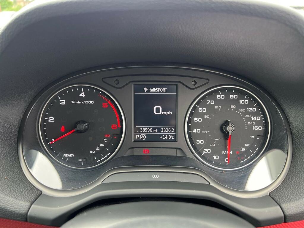 Audi Q2 Grey #11