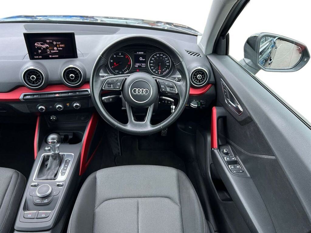 Audi Q2 Grey #9