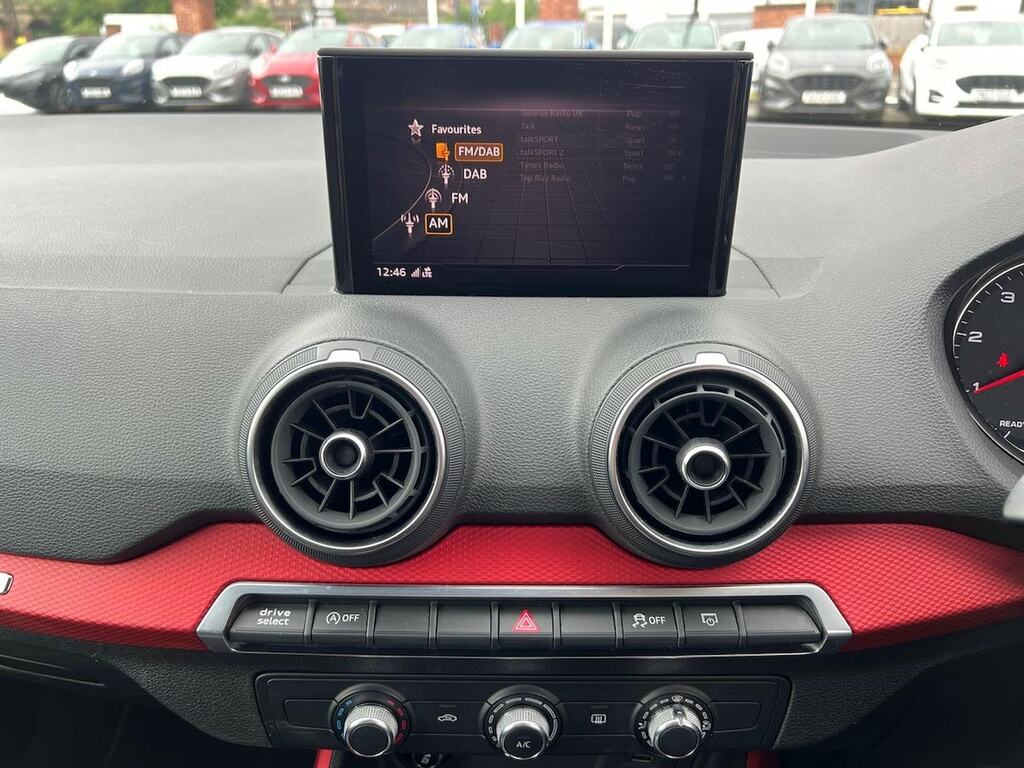 Audi Q2 Grey #25