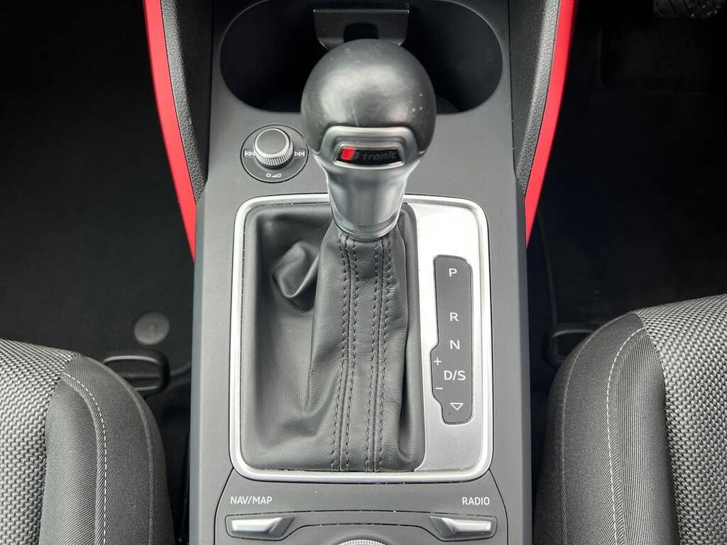 Audi Q2 Grey #14