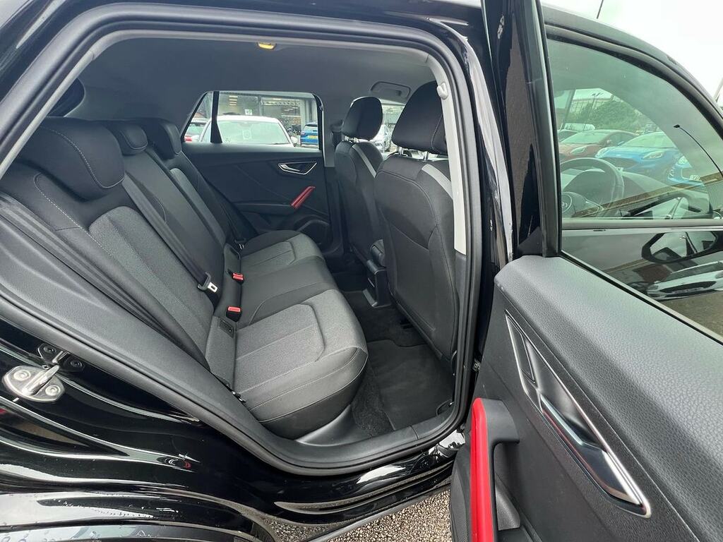 Audi Q2 Grey #33