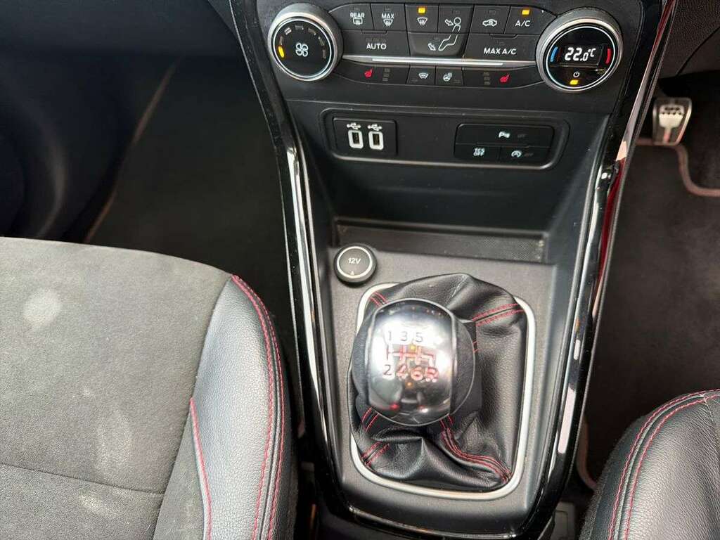 Ford Ecosport Titanium White #21