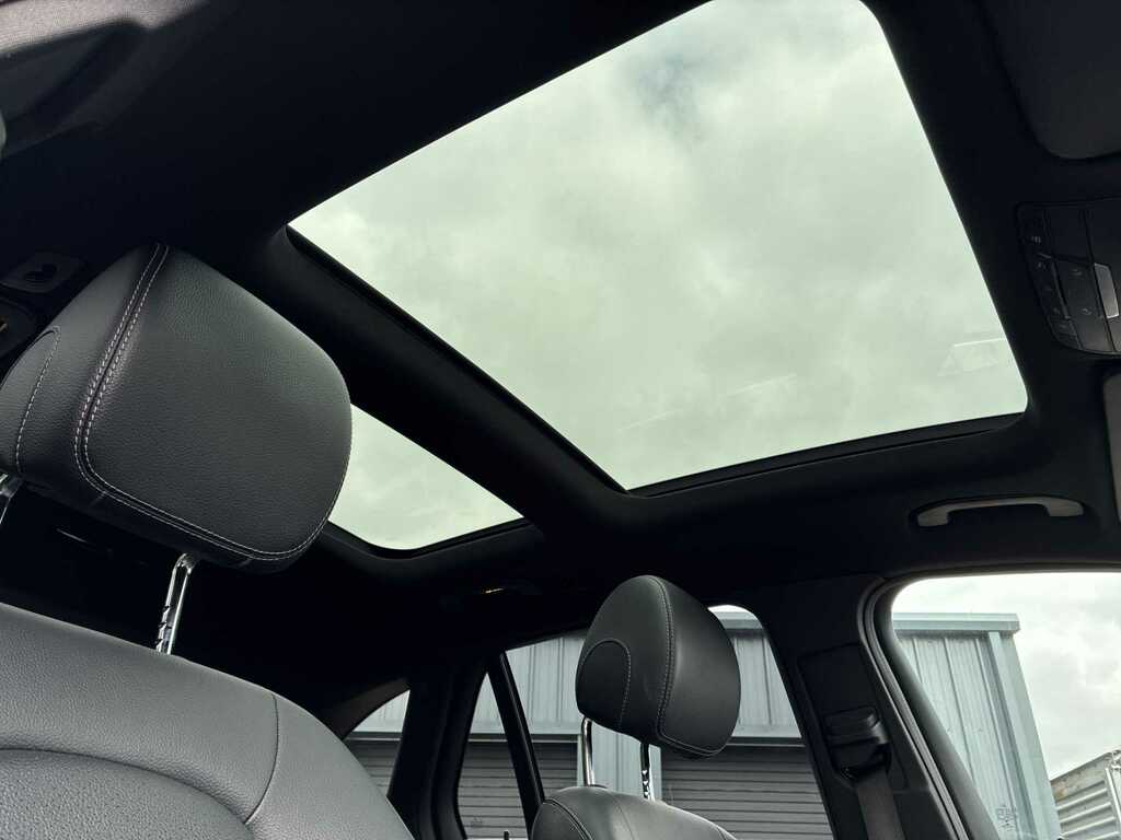 Mercedes-Benz GLC Class 2018 18 2.1 #14