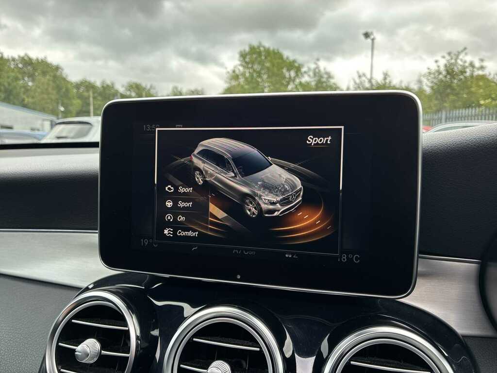 Mercedes-Benz GLC Class 2018 18 2.1 #39