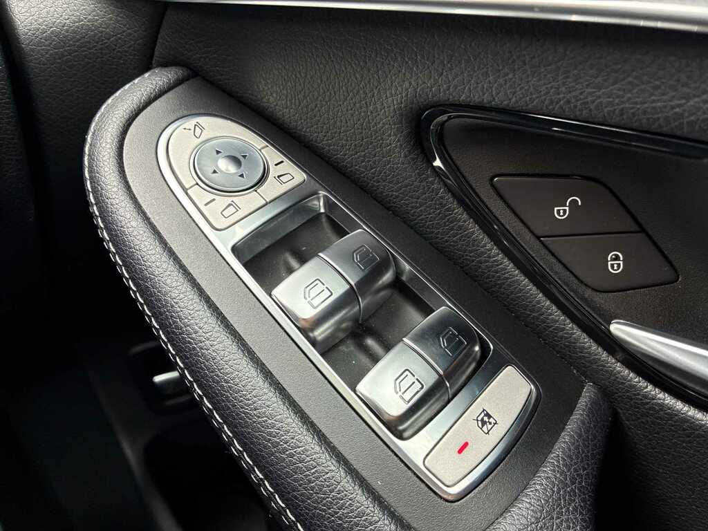 Mercedes-Benz GLC Class 2018 18 2.1 #21