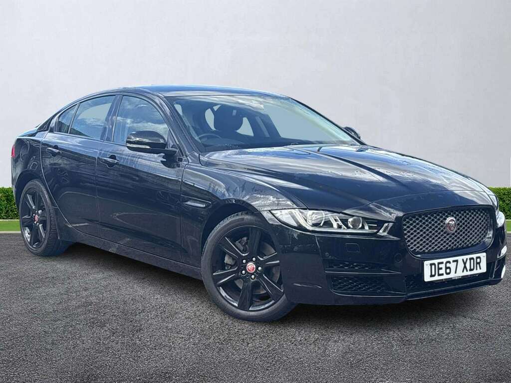 Jaguar XE 2.0 250 Portfolio Awd Black