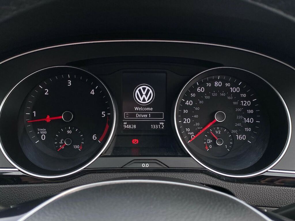Volkswagen Passat Silver #8